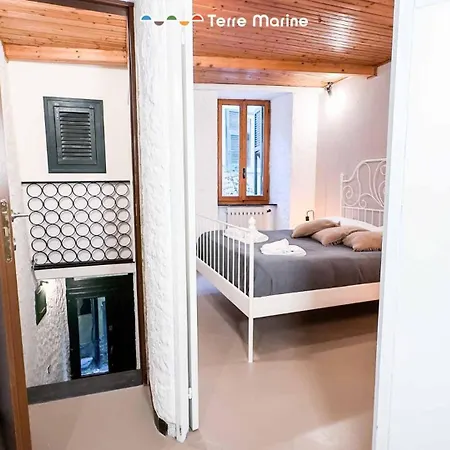 La Grotta *